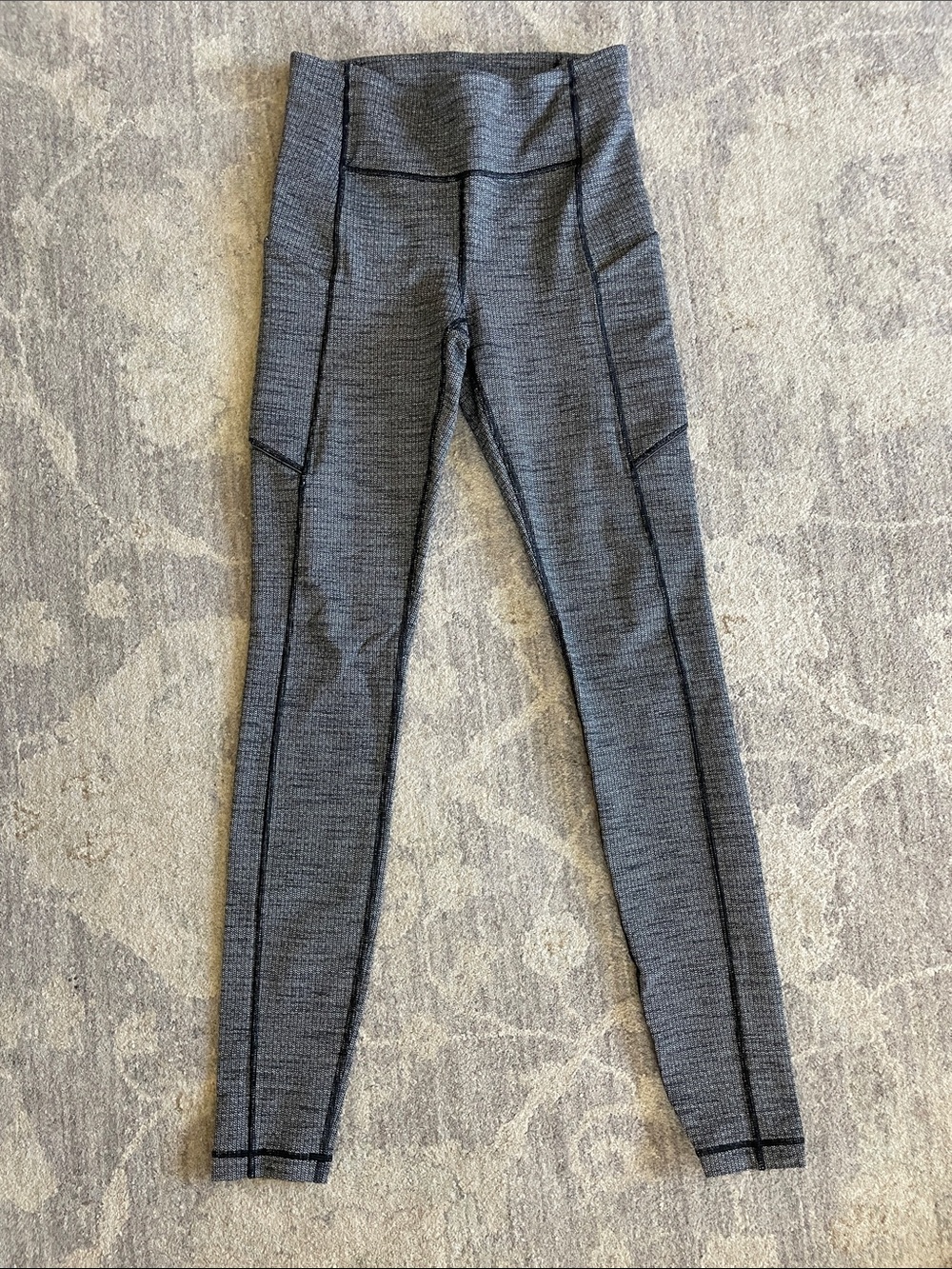 lululemon athletica Gray High-Rise Textured Leggings